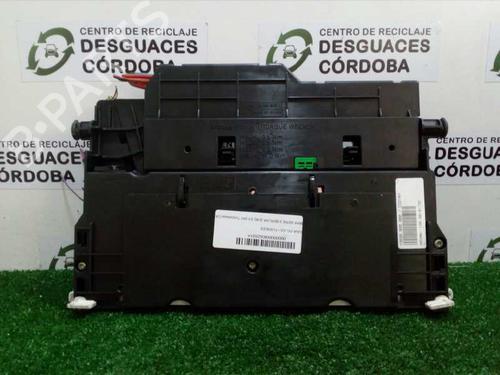 Used Fuse box BMW 3 (E46) [1997-2005]  6444664