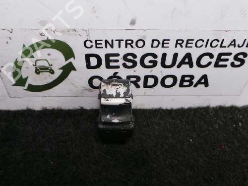 Interrupteur de vitre avant droite AUDI A8 D3 (4E2, 4E8) 4.2 quattro (335 hp) 21174523
