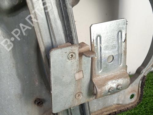 Rudehejsemekanisme Højre foran VW PASSAT B5.5 (3B3) 1.9 TDI | BP30965642C23