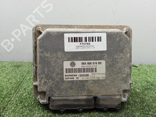 Used Engine control unit (ECU) Engine control unit (ECU) 38286822 38286822