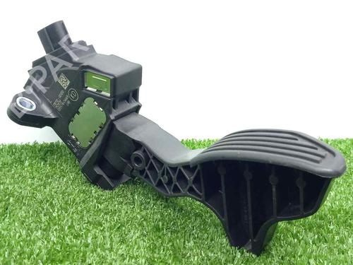 Used Pedal TOYOTA YARIS (_P13_) 1.3 (NSP130_, NSP130) (99 hp) 10212726