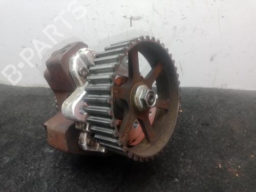Used Injection pump Injection pump OPEL VIVARO A Van (X83) 1.9 DTI (F7) (101 hp) 33235381 33235381