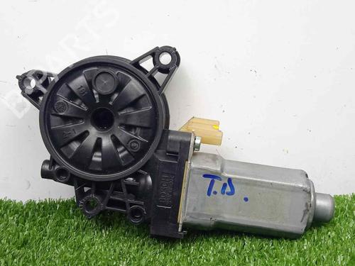 Used Right rear window motor HYUNDAI i40 I CW (VF) [2011-2019]  8492018