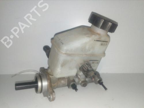 Used Brake master cylinder KIA CEE'D Hatchback (ED) 1.6 CRDi 115 (115 hp) 5731634