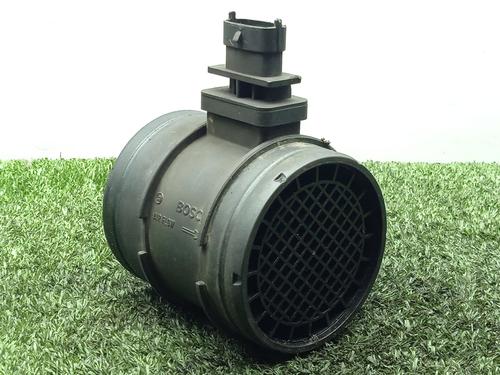 Used Mass air flow sensor Mass air flow sensor IVECO DAILY IV Platform/Chassis 65C18 (176 hp) 35819220 35819220