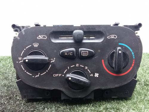 Used Climate control PEUGEOT 206 Hatchback (2A/C) 1.4 HDi eco 70 (68 hp) 31924377