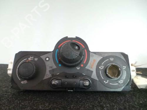 AC Styreenhet / Manøvreringsenhet RENAULT MEGANE II (BM0/1_, CM0/1_) 1.5 dCi (BM02, BM13, BM2A, CM02, CM13) (101 hp) 5686437