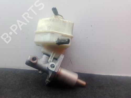 Used Brake master cylinder BMW X3 (E83) 2.0 i (150 hp) 32722049