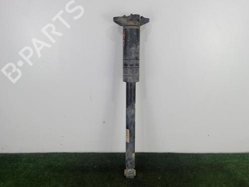 Used Right rear shock absorber Right rear shock absorber ALFA ROMEO STELVIO (949_) 2.0 Q4 (949.AXF2A) (201 hp) 40227447 40227447