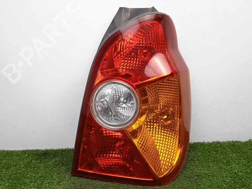 Used Right taillight HYUNDAI TERRACAN (HP) 2.9 CRDi (150 hp) 18672593
