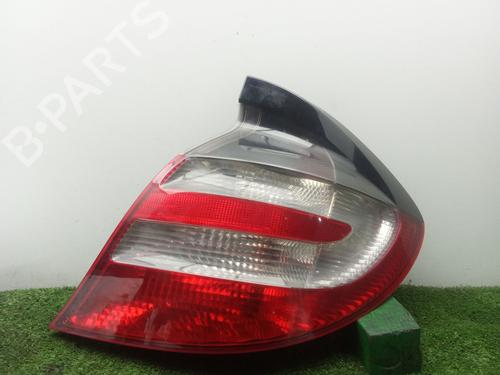 right-taillight-mercedes-benz-c-class-w203-2000-2001-2002-2003-2004-2005-2006-2007-40443558 main image