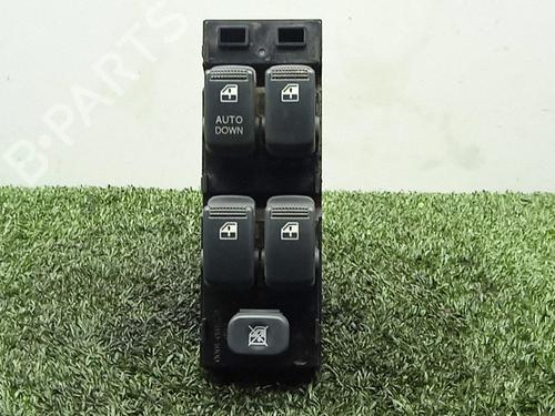Used Left front window switch HYUNDAI GETZ (TB) 1.5 CRDi (88 hp) 30134867