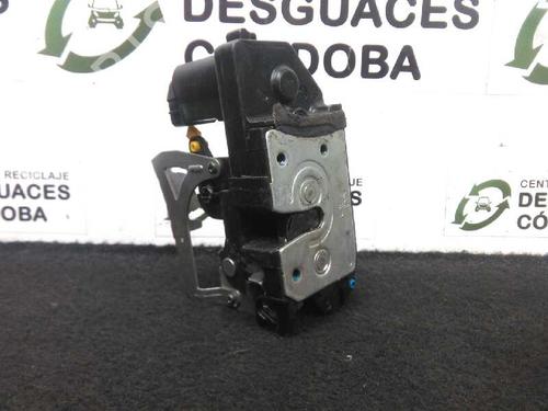 Used Front right lock SSANGYONG RODIUS I 2.7 Xdi (165 hp) 5689968