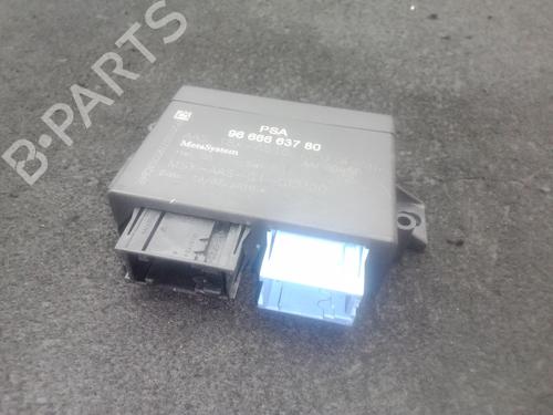 Used Electronic module PEUGEOT 5008 (0U_, 0E_) 1.6 HDi (110 hp) 32172953