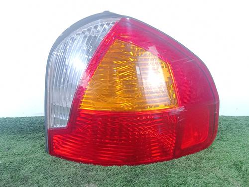 Right taillight HYUNDAI SANTA FÉ I (SM) 2.4 16V | BP31345549C35 
