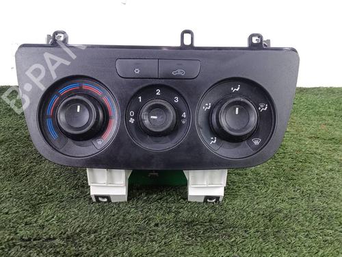 AC-Styringsenhed/Manøvreenhed FIAT DOBLO Cargo (263_) 1.3 D Multijet (90 hp) 29588853