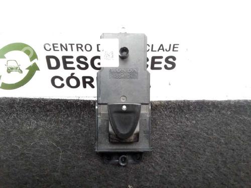 Used Right rear window switch HONDA CIVIC VIII Hatchback (FN, FK) [2005-2012]  21551498