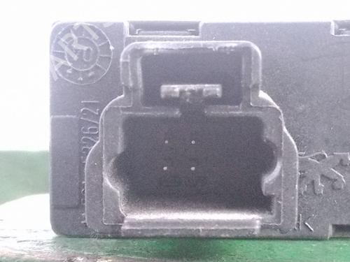 Przełącznik szyby tylnej prawej PEUGEOT 306 (7B, N3, N5) 2.0 HDI 90 | BP30777001I28