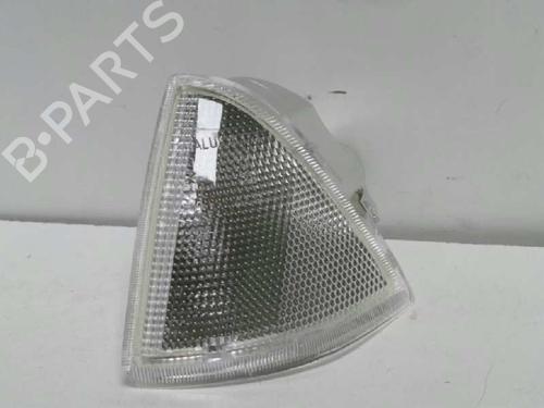 Used Left front indicator Left front indicator 5747710 5747710