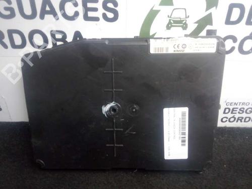 Used Control unit RENAULT SCÉNIC II (JM0/1_) 1.9 dCi (JM14) (131 hp) 5717716