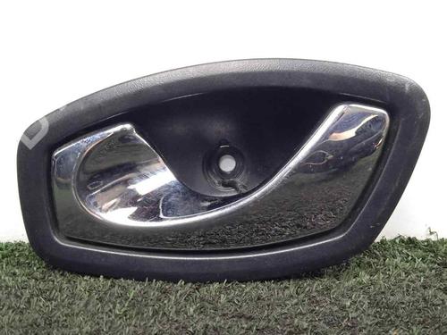 Used Front left interior door handle Front left interior door handle RENAULT MEGANE III Hatchback (BZ0/1_, B3_) 1.5 dCi (106 hp) 8296106 8296106