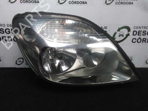 Używane Lampa przednia prawa RENAULT SCÉNIC I MPV (JA0/1_, FA0_) 1.9 dCi (JA05, JA1F) (102 hp) 5700120