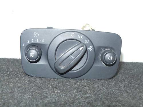 Used Headlight switch FORD FIESTA VI (CB1, CCN) 1.6 TDCi (90 hp) 14483824