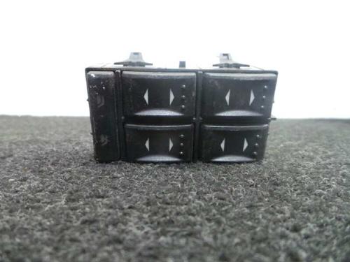 Used Left front window switch FORD MONDEO III (B5Y) 2.0 TDCi (130 hp) 12207874