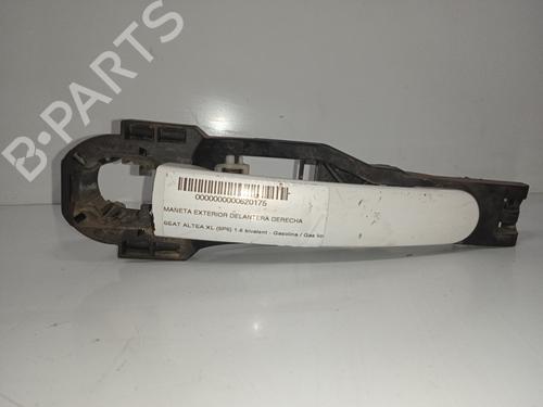 Used Front right exterior door handle SEAT ALTEA XL (5P5, 5P8) 1.6 (102 hp) 12543334