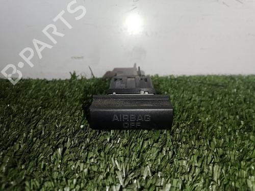 Used Switch SKODA OCTAVIA II (1Z3) 1.9 TDI (105 hp) 22624026
