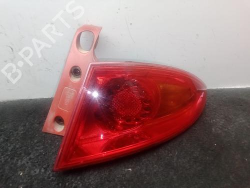 Used Right taillight SEAT LEON (1P1) 1.9 TDI (105 hp) 30352237