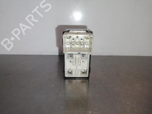 Right front window switch HYUNDAI ACCENT II (LC)  | BP21552610I26 