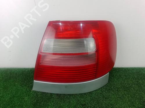 Farolim direito Farolim direito AUDI A4 B5 (8D2) 1.9 TDI (110 hp) 39802808 39802808