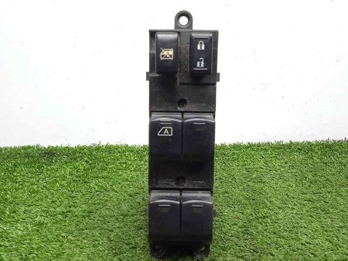 Used Left front window switch NISSAN TIIDA Hatchback (C11X) [2006-2011]  16058382