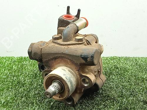 Used Steering pump NISSAN TERRANO II (R20) 2.7 TDi 4WD (125 hp) 28619123