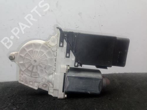 Vindusheismotor venstre foran SEAT LEON (1M1) 1.9 TDI (110 hp) 28480199