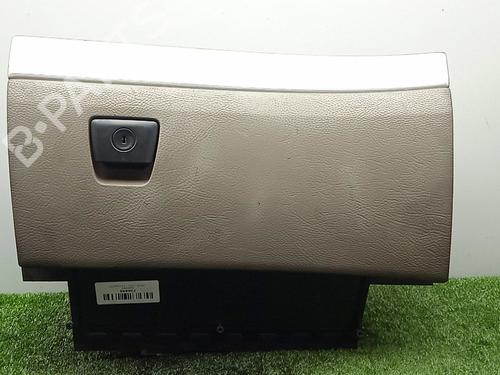 Used Glove box VOLVO XC90 I (275) [2002-2015]  28693020