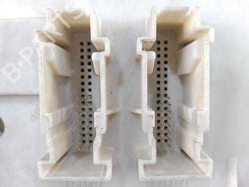 Fuse box FORD FOCUS C-MAX (DM2) 2.0 TDCi | BP32183792E1 