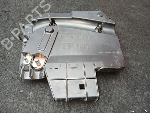 Used Fuse box Fuse box FORD KUGA II (DM2) 1.5 EcoBoost 4x4 (150 hp) 34606018 34606018