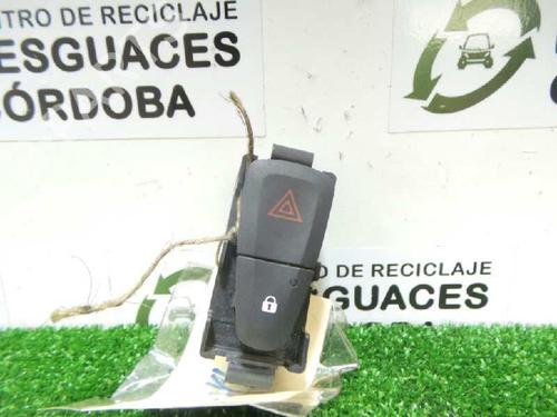 Used Warning switch DACIA SANDERO II TCe 90 (B8M1, B8MA, B8AC) (90 hp) 5713278