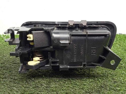 Højre bagtil invendig håndtag MITSUBISHI PAJERO IV (V8_W, V9_W) 3.2 DI-D 4WD (V98W, V88W) | BP17486859I16 