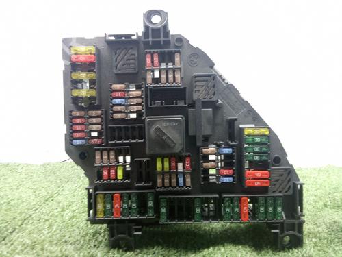 Used Fuse box Fuse box BMW 6 Gran Coupe (F06) 640 d (313 hp) 35951775 35951775