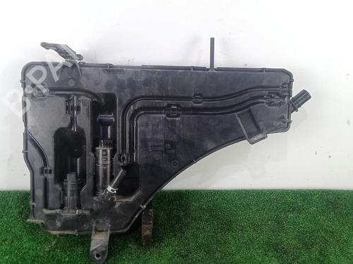 Deposito limpa vidros Deposito limpa vidros ALFA ROMEO STELVIO (949_) 2.0 Q4 (949.AXF2A) (201 hp) 36405260 36405260