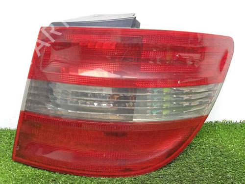 Used Right taillight MERCEDES-BENZ B-CLASS Sports Tourer (W245) [2005-2011]  12210941