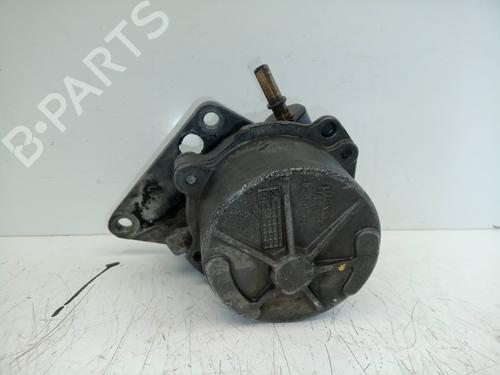 Used Vacuum pump CITROËN XSARA (N1) 1.9 D (70 hp) 22597915