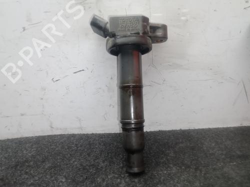 Used Ignition coil TOYOTA AVENSIS VERSO (_M2_) 2.0 VVT-i (ACM20_, ACM20R) (150 hp) 31065156