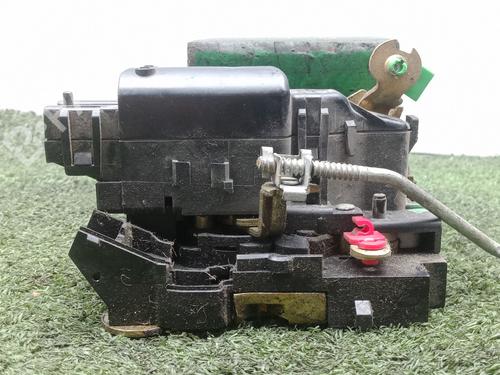 front-left-lock-renault-kangoo-kc01_-1997-33963828 main image