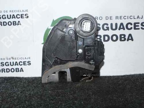Used Rear left lock TOYOTA RAV 4 III (_A3_) [2005-2014]  5689156
