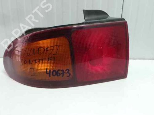 Used Left taillight HYUNDAI SONATA III (Y-3) 3.0 i V6 (146 hp) 5740327