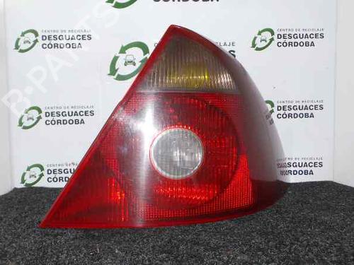 Used Right taillight FORD MONDEO III (B5Y) [2000-2007]  5696235